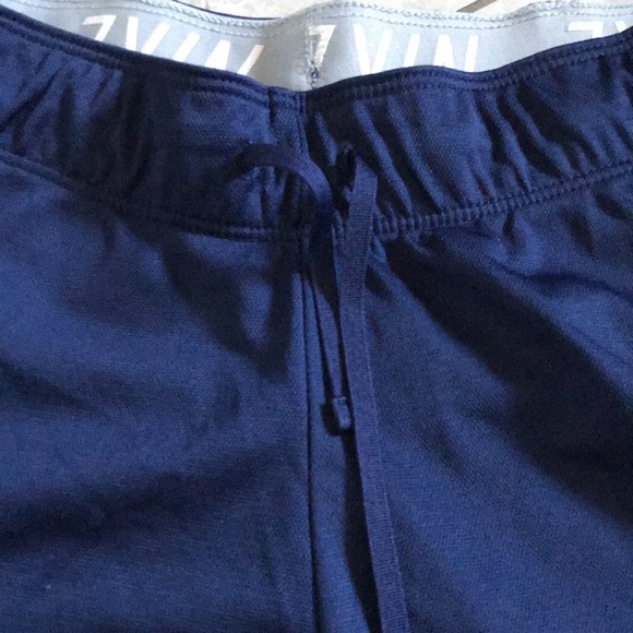 NIKE DRI-Fit Women Athletic Blue Short | XS - Picture 6 of 13
